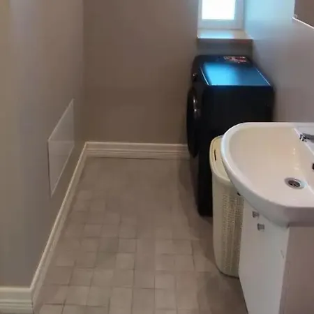 Jakobson House Korter