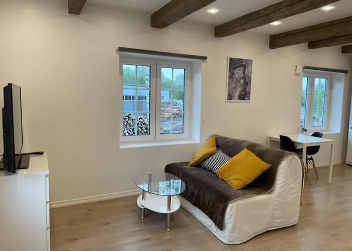 アパート Jakobson House